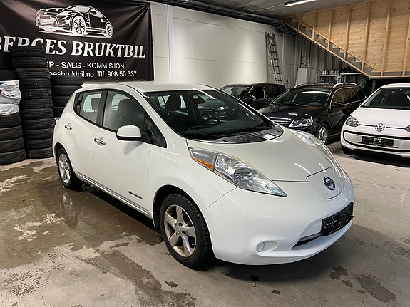 Nissan Leaf 2 of 5