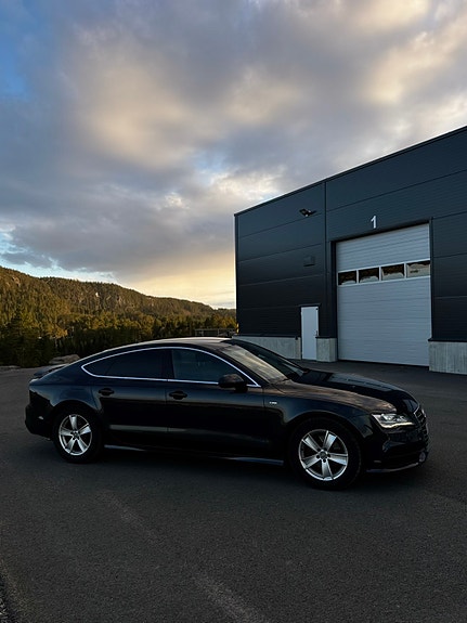 Audi A7 5 of 5
