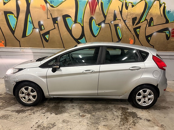 Ford Fiesta 5 of 5