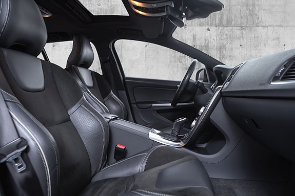 Volvo V60 27 of 29