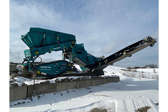 Powerscreen Warrior 1200