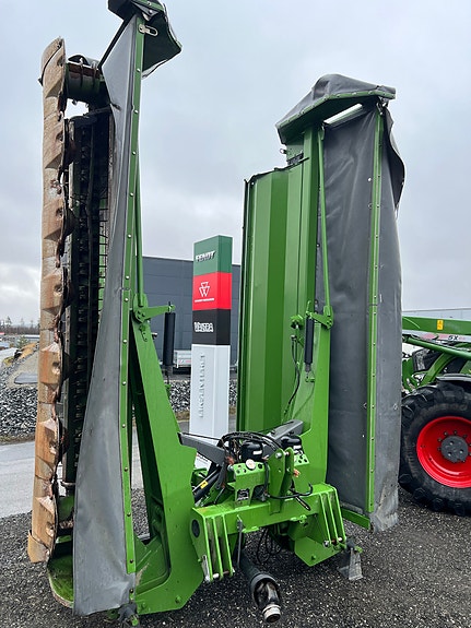 Fendt Slicer 991 TLKC – Dobbel bakmontert slåmaskin (2020-modell)