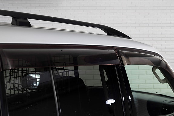 Mitsubishi Pajero 7 of 26