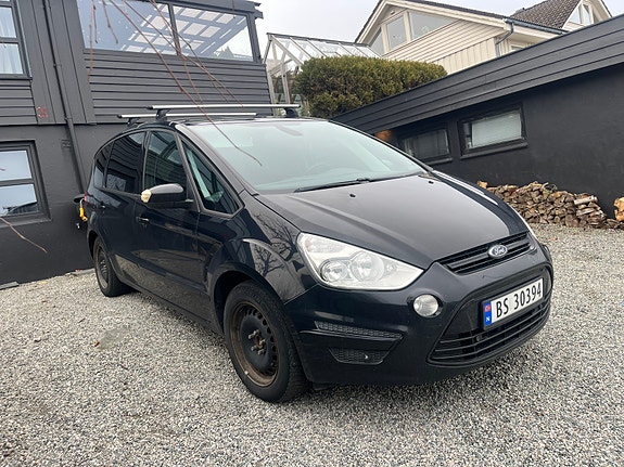 Ford S-MAX 4 of 5