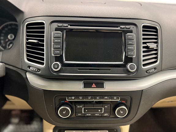 Volkswagen Sharan 17 of 25