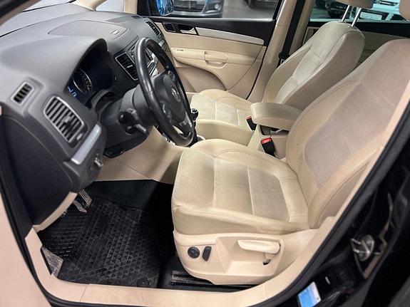 Volkswagen Sharan 8 of 25