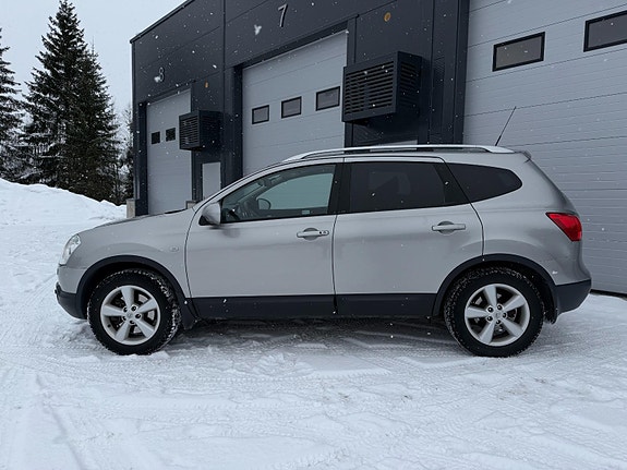 Nissan Qashqai+2 4 of 5