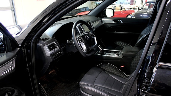 KGM Rexton 6 of 26