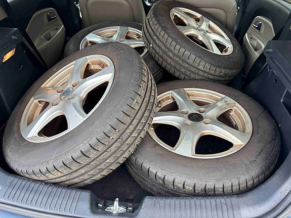 Kia Rio 9 of 13