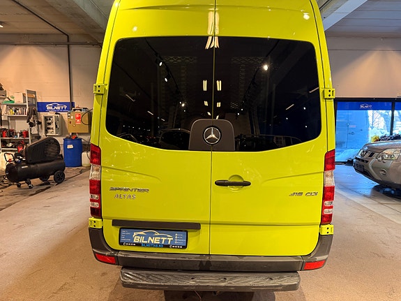 Mercedes-Benz Sprinter 6 of 27