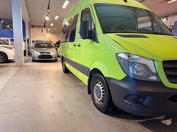 Mercedes-Benz Sprinter 3 of 27