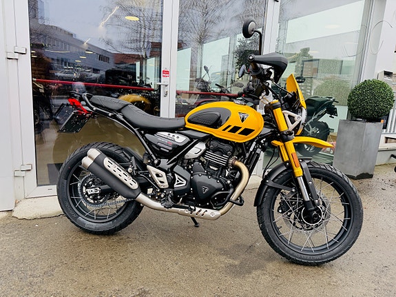 Triumph Scrambler 400XC 4 of 10