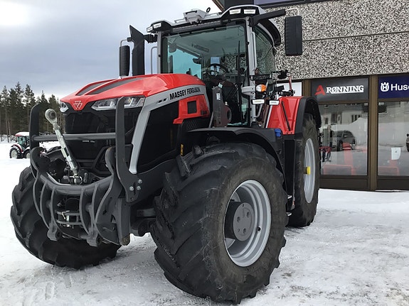 Massey Ferguson MF9S.425 med lasterbraketter! 2025, kr 2 399 000,-
