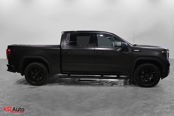 GMC Sierra 4 of 5