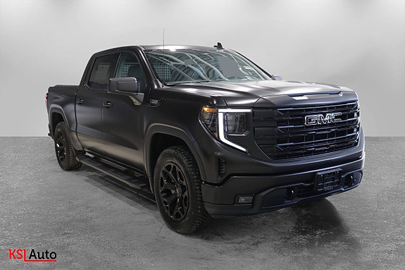 GMC Sierra 3 of 5