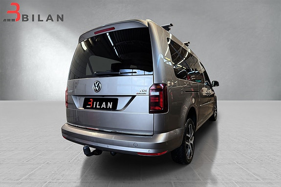 Volkswagen Caddy Maxi 12 of 30