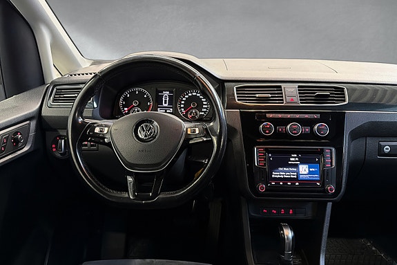 Volkswagen Caddy Maxi 27 of 30