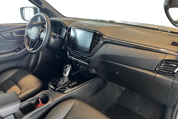 Isuzu D-max 9 of 25