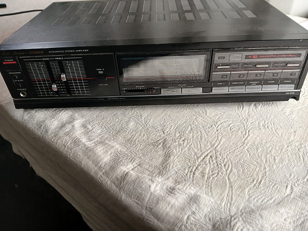 Fisher CA-876 Studio-Standard Integrert Forsterker