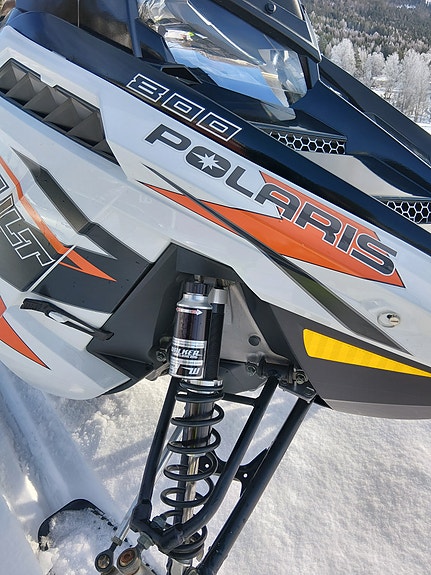 Polaris RMK Assault LE 800 6 of 10
