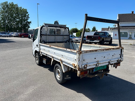 Toyota Dyna 5 of 5