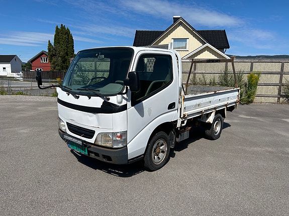 Toyota Dyna 3 of 5