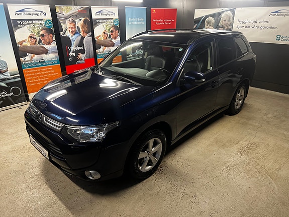 Mitsubishi Outlander 2 of 30