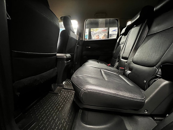 Mitsubishi Outlander 26 of 30