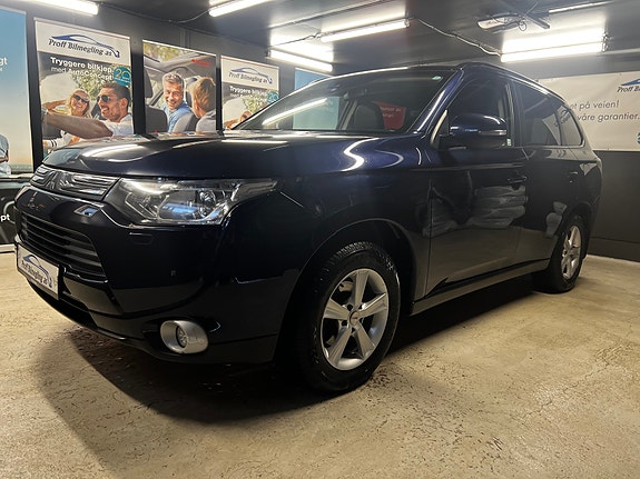 Mitsubishi Outlander 3 of 30