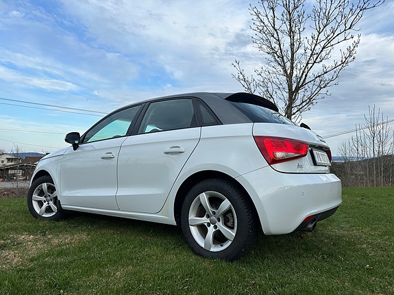 Audi A1 4 of 28