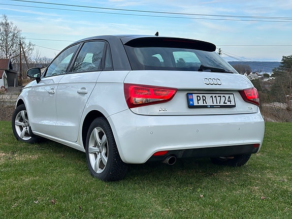 Audi A1 3 of 28