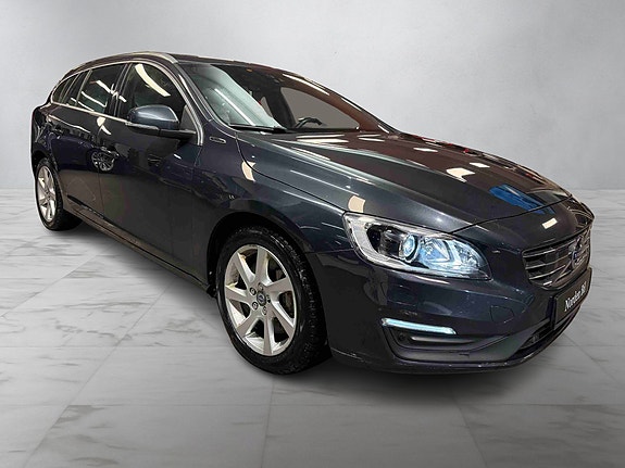Volvo V60 6 of 30