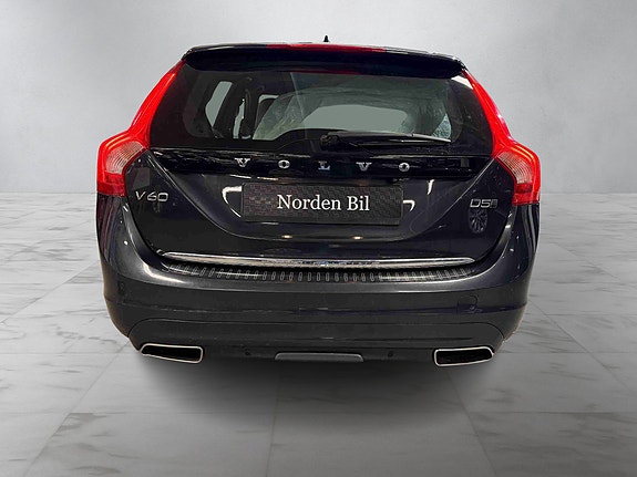 Volvo V60 4 of 30