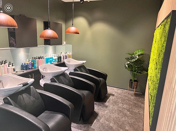 Vår vaskeavdeling med ir-lamper og massasjestoler