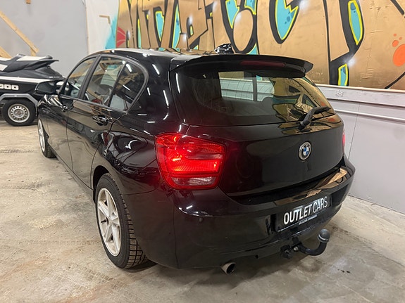 BMW 116i 5 of 5