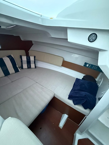 Beneteau Antares Meget pen og godt utstyrt Beneteau Antares 680 5 of 5