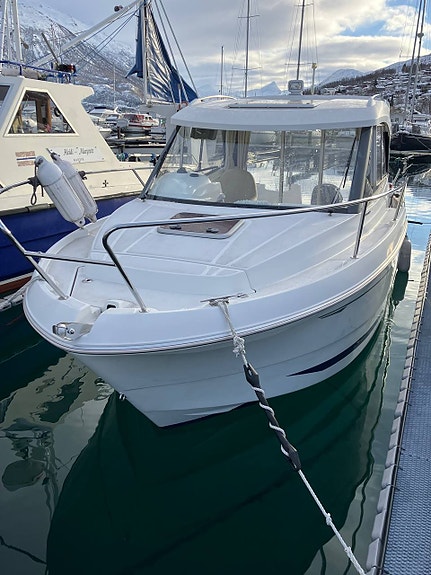 Beneteau Antares Meget pen og godt utstyrt Beneteau Antares 680 4 of 5