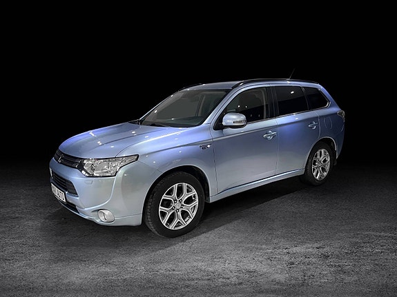 Mitsubishi Outlander 2 of 12