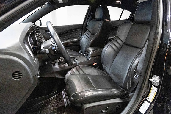 Dodge Charger 5 of 5