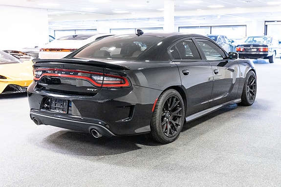 Dodge Charger 3 of 5