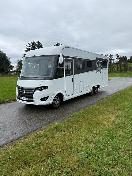 Frankia F-LINE 1960 Jubileum HPC Støtteben og masse utstyr
