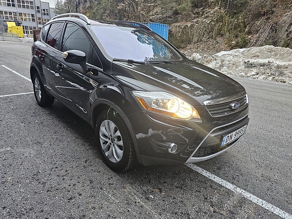 Ford Kuga 2 of 5