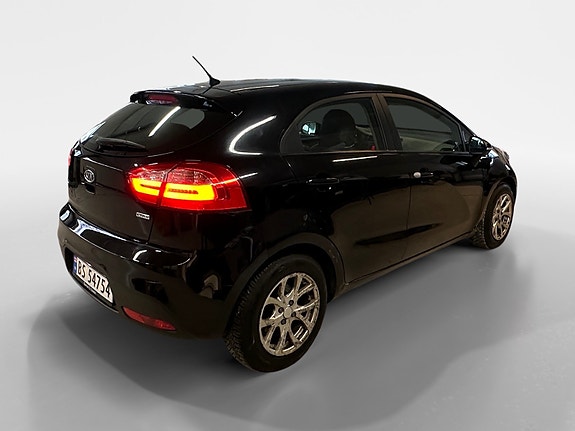 Kia Rio 5 of 5