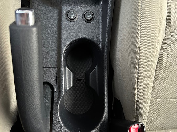 Kia Rio 23 of 28