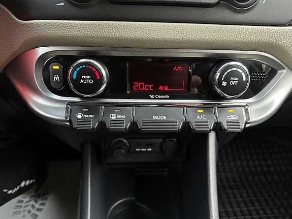 Kia Rio 19 of 28