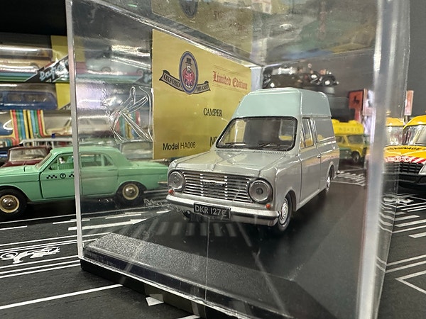 Morris Mini Van Camper 1960 Limited Edition Oxford Diecast modellbil 1:43