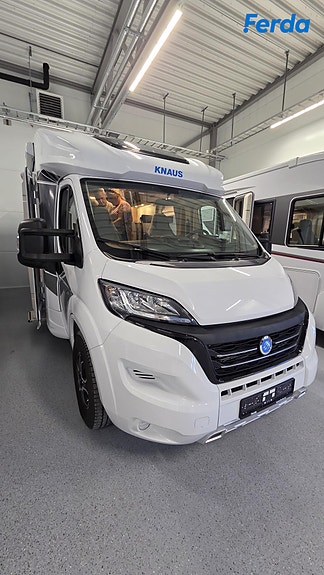 Knaus L!ve Wave 700