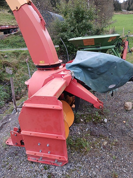 Duun TF 240 2010, kr 89 000,-