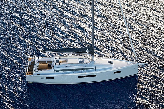 NYE Sun Odyssey 415 2 of 5