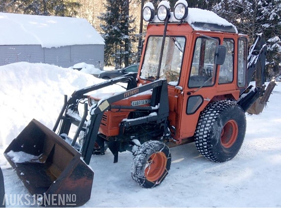 Kubota L245DT